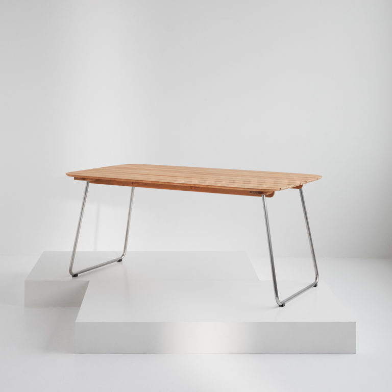 LILIUM Table