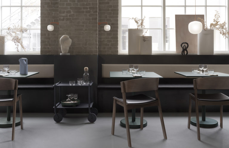 LINEAR Steel Cafe Table, Square
