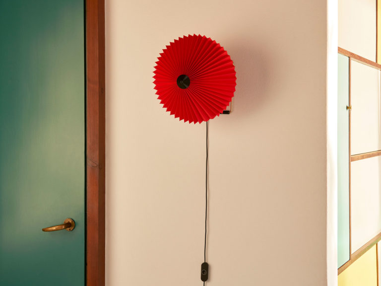 MATIN Wall Lamp S, Bright Red
