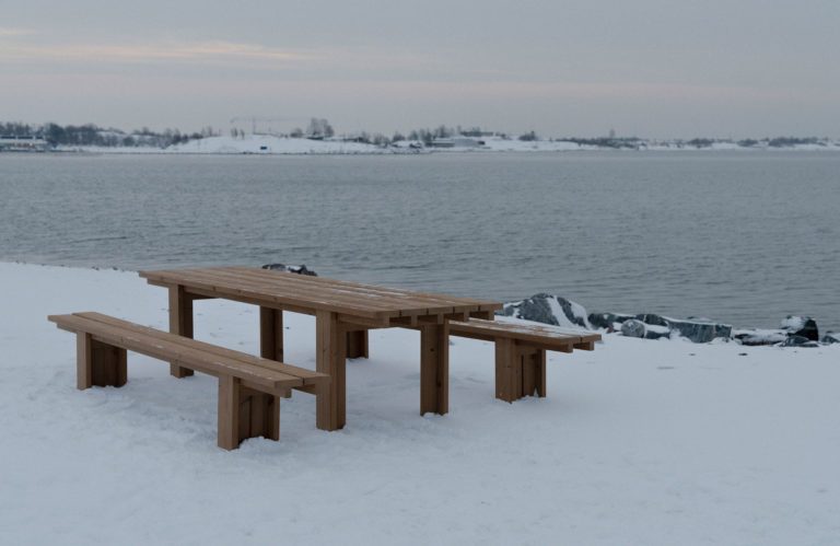 013 Osa Outdoor Table