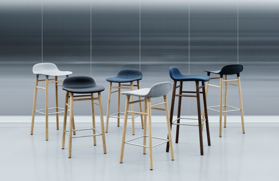 FORM Barstool 75, Oak