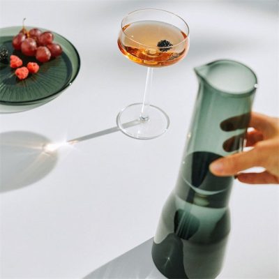 ESSENCE Pitcher, Dark Grey