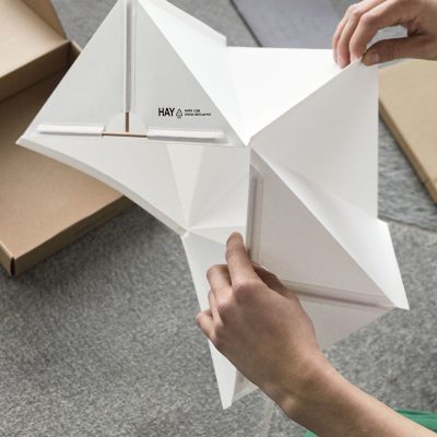 PAPER CUBE Table Lamp