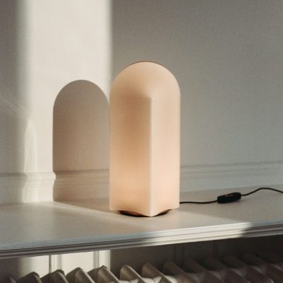 PARADE Table Lamp 320, Blush Pink
