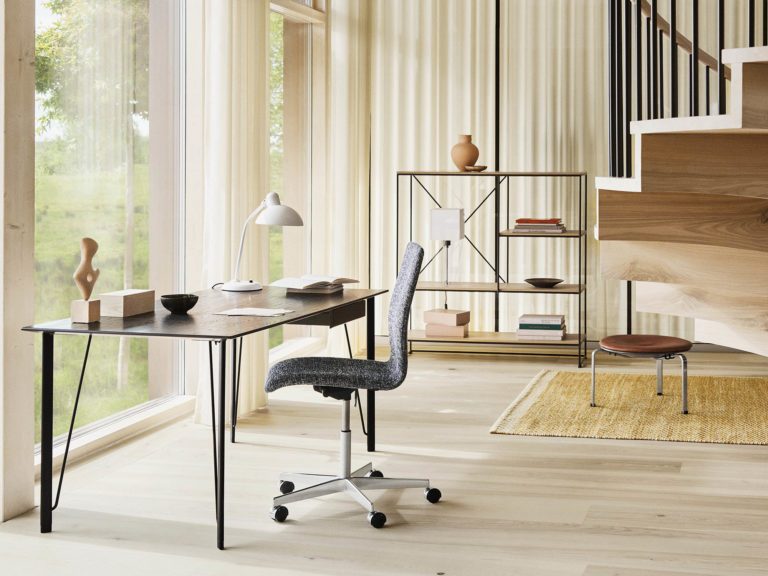 FH3605™ Office Desk w. Drawer
