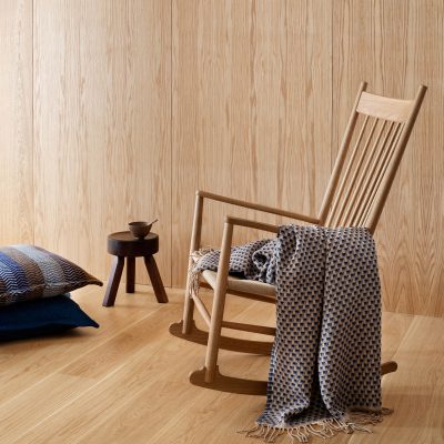 ISAK Throw, Far Away Blue