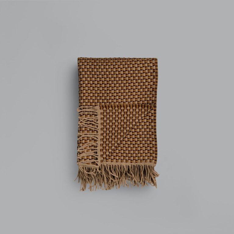 ISAK Throw, Chestnut