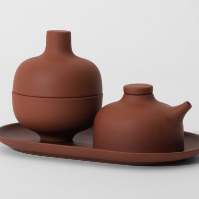 SAND SECRETS Plate, Red Clay