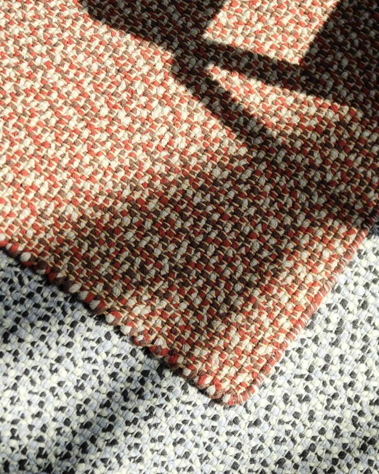 BRAIDED Rug, Grey