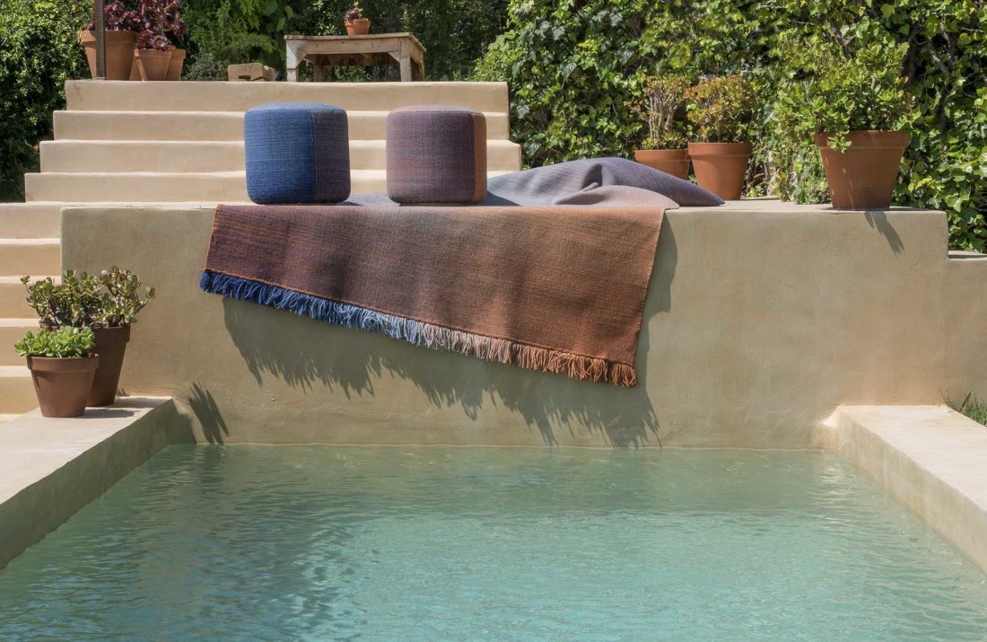 SHADE Outdoor Pouf