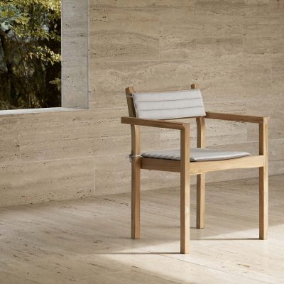 AH502 | Outdoor Dining Chair with Armrest