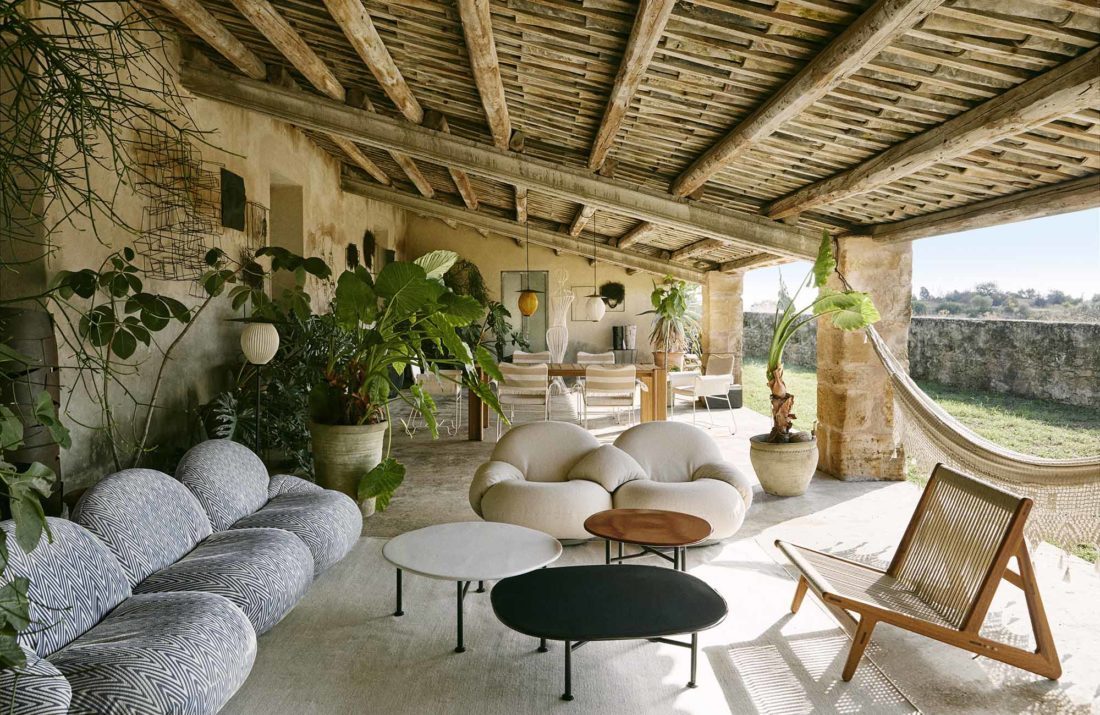 MR01 Initial Chair, Outdoor