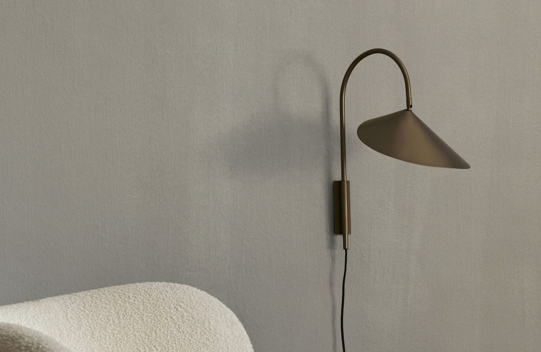 Arum Swivel Wall Lamp, Bronze