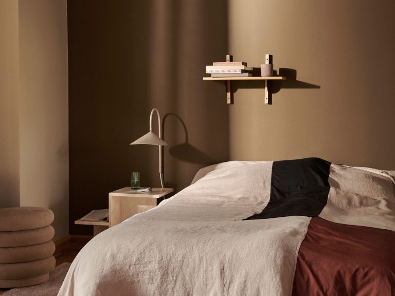 Arum Swivel Wall Lamp, Bronze