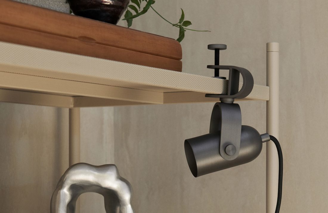 RUUVI Lamp, Blackened Iron