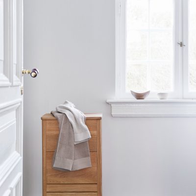 A LINE Laundry Box