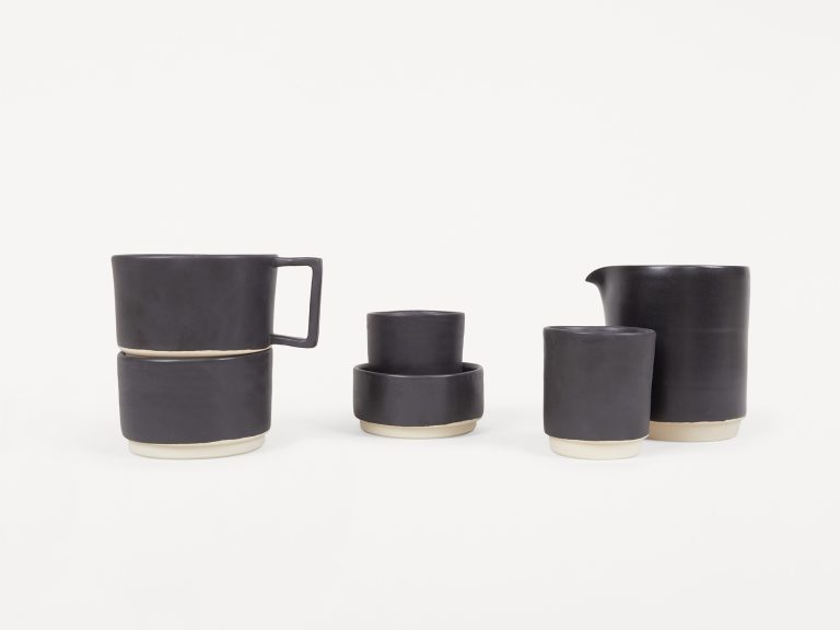 OTTO Mug with Handle, Black