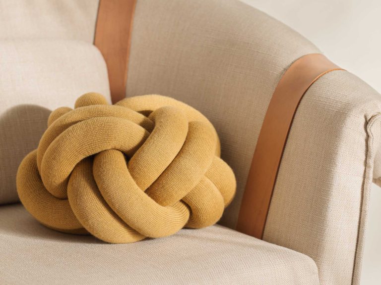 KNOT Cushion, Yellow