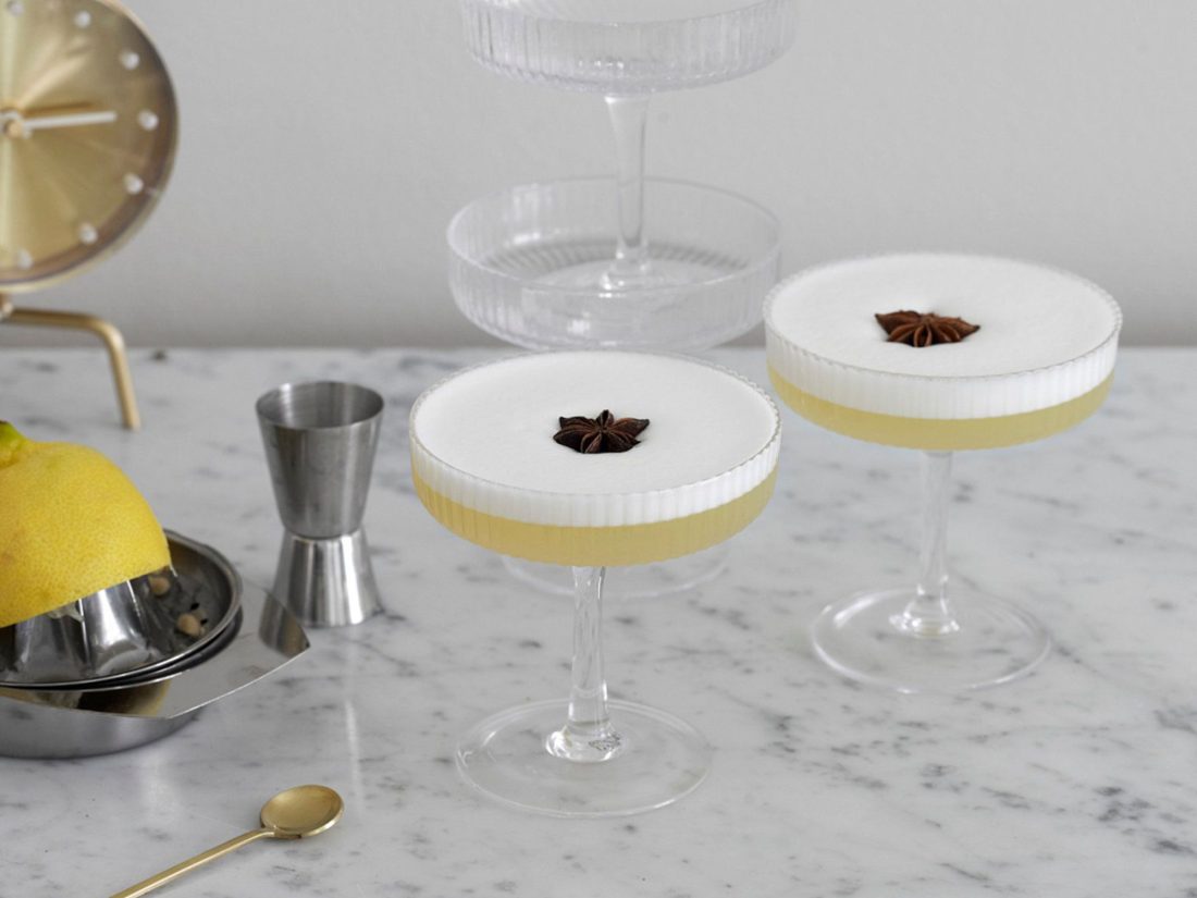 RIPPLE Champagne Glass set of 2, Clear