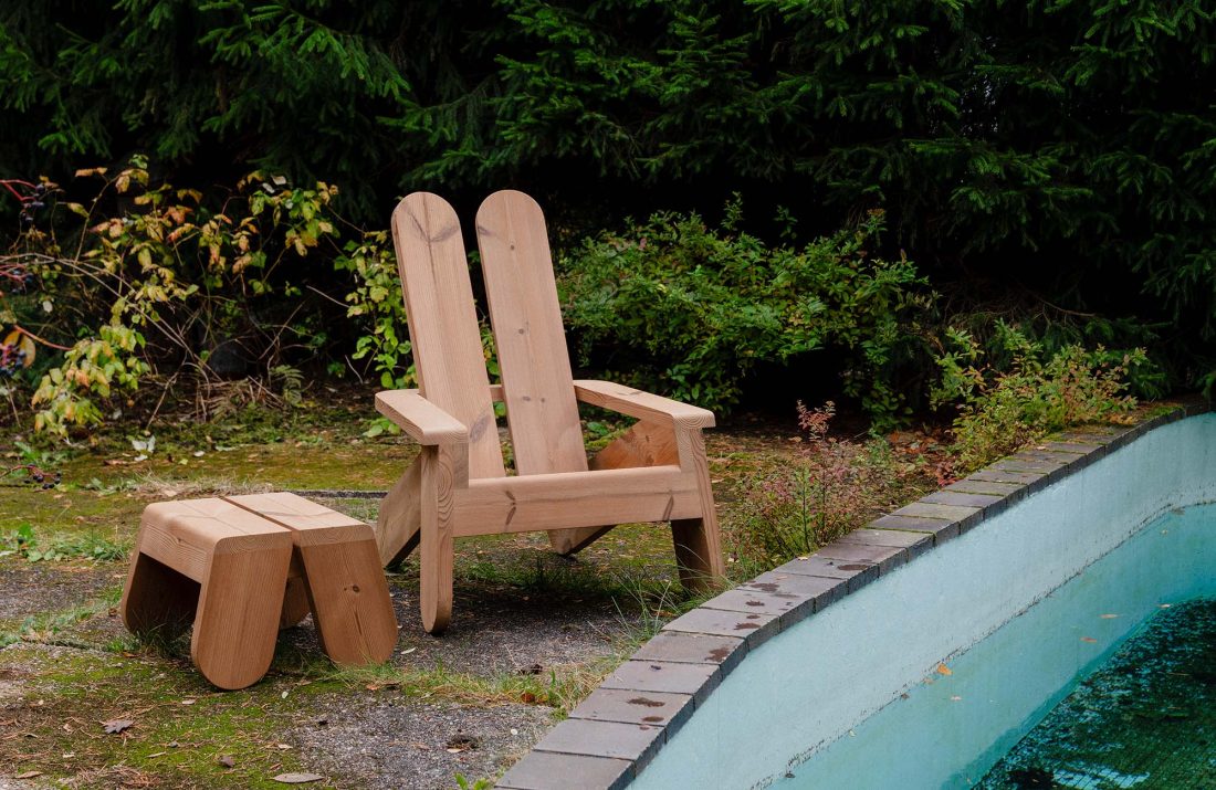 015 Peace Outdoor Footstool