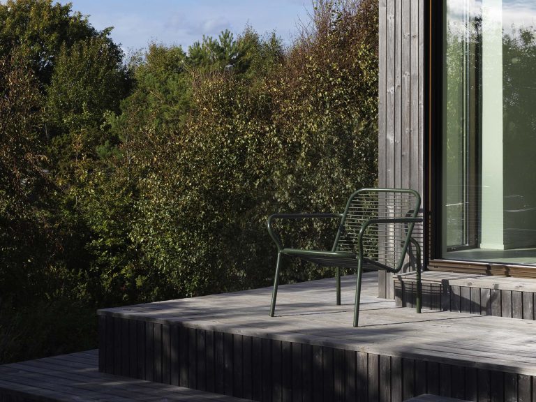 VIG Lounge Chair