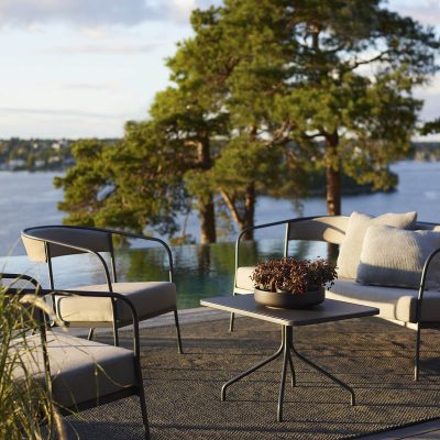 ARHOLMA Lounge Chair