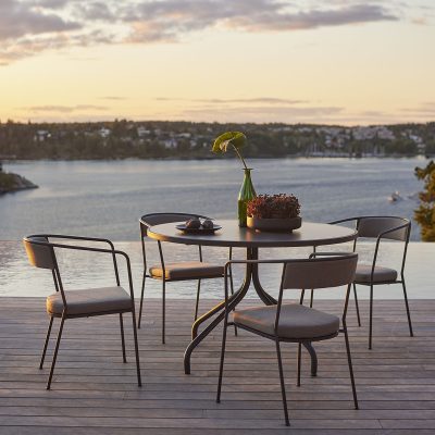 ARHOLMA Dining Chair
