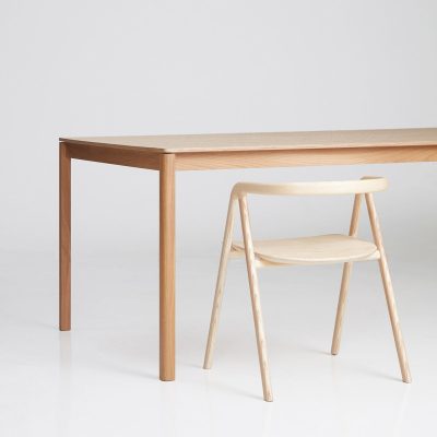 HALIKKO Dining Table