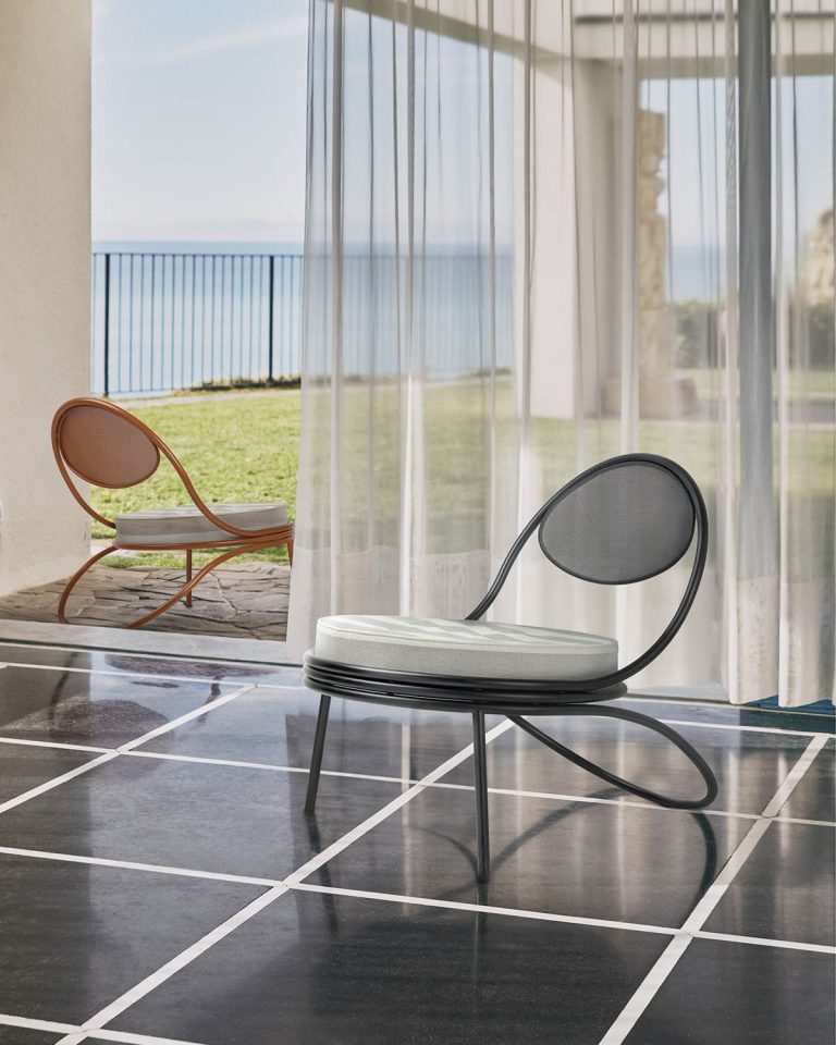 COPACABANA Lounge Chair, Orange