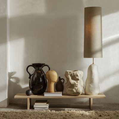 KONA Display Table