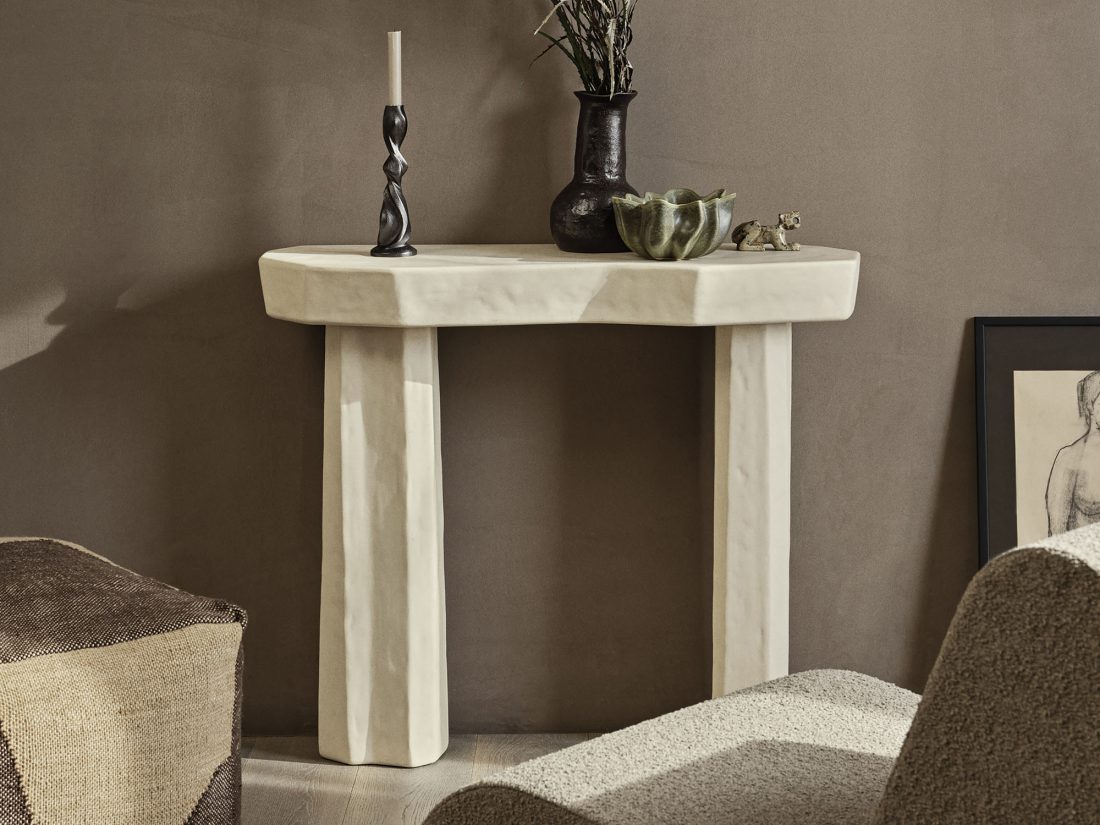 STAFFA Console Table