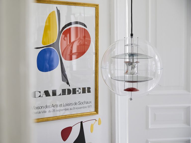 VP GLOBE Coloured Glass