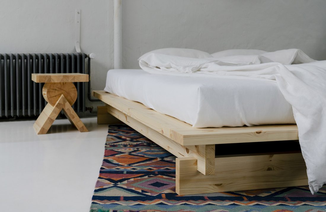 017 Aamu Bed Frame
