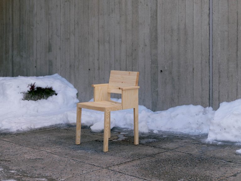 016 Maasto Dining Armchair