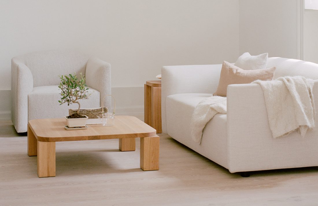 ATLAS Coffee Table 82x82, Wood