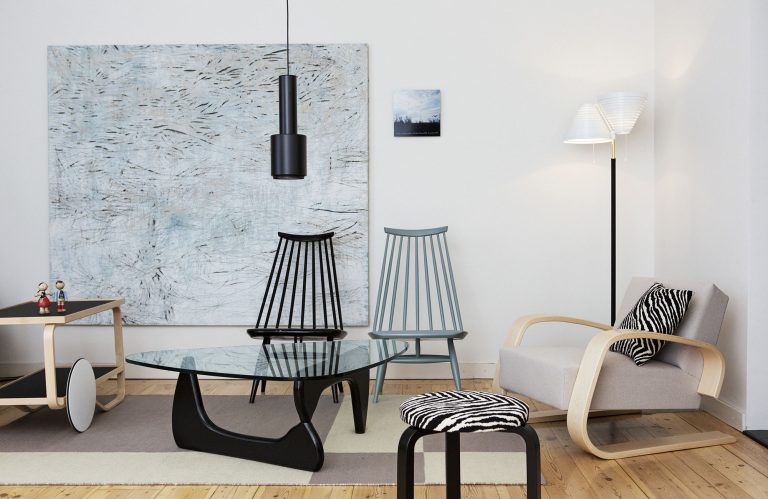 Mademoiselle Lounge Chair