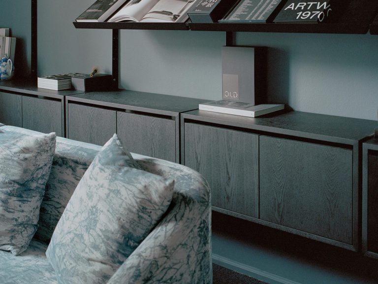 N.W. Shelving System, Wall Shelf 1900 w. Cabinet Low
