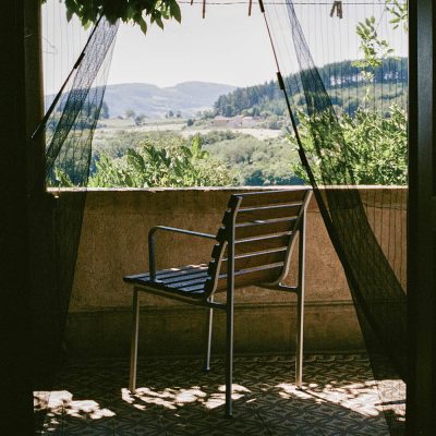 TRAVERSE Armchair