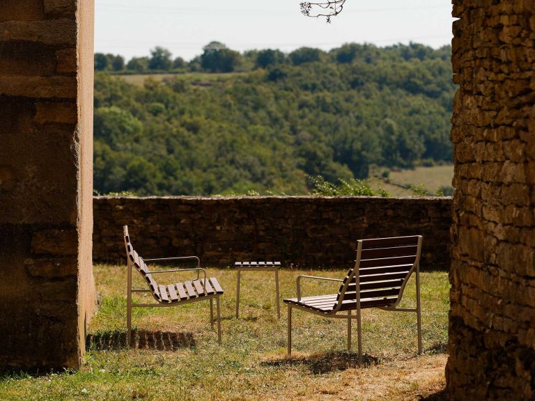 TRAVERSE Lounge Chair