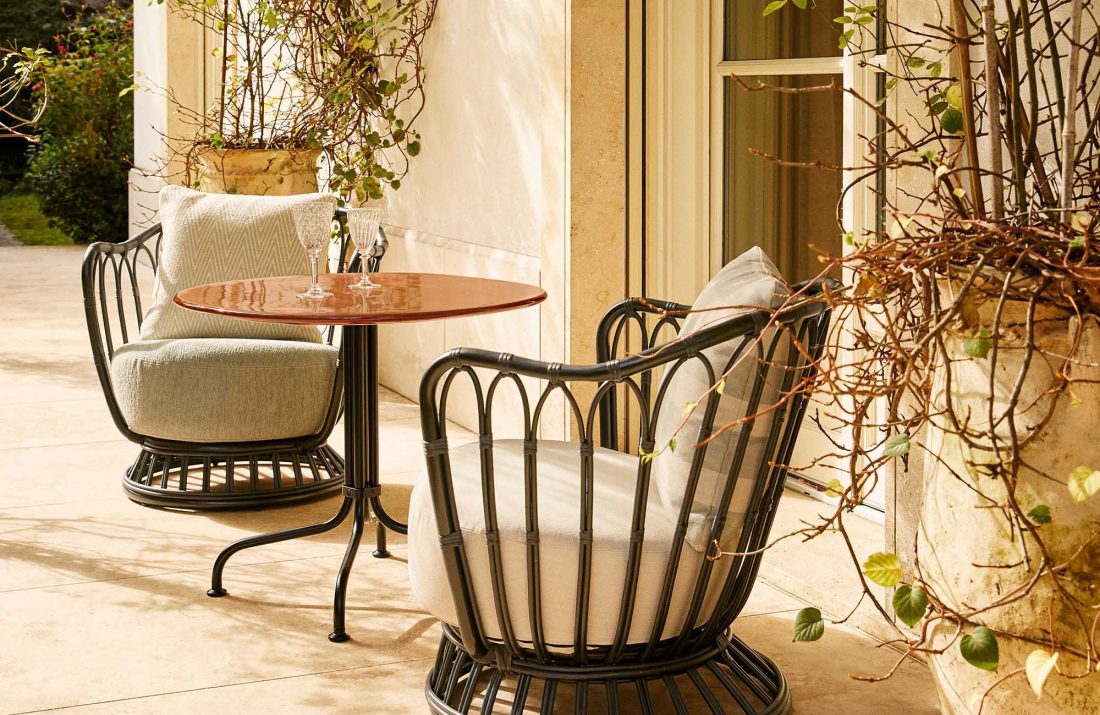 CARMEL Bistrot Lounge Table, Rock Red