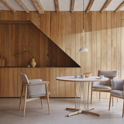 E020 | Embrace Table | Ø139,5