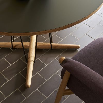 E020 | Embrace Table | Ø139,5