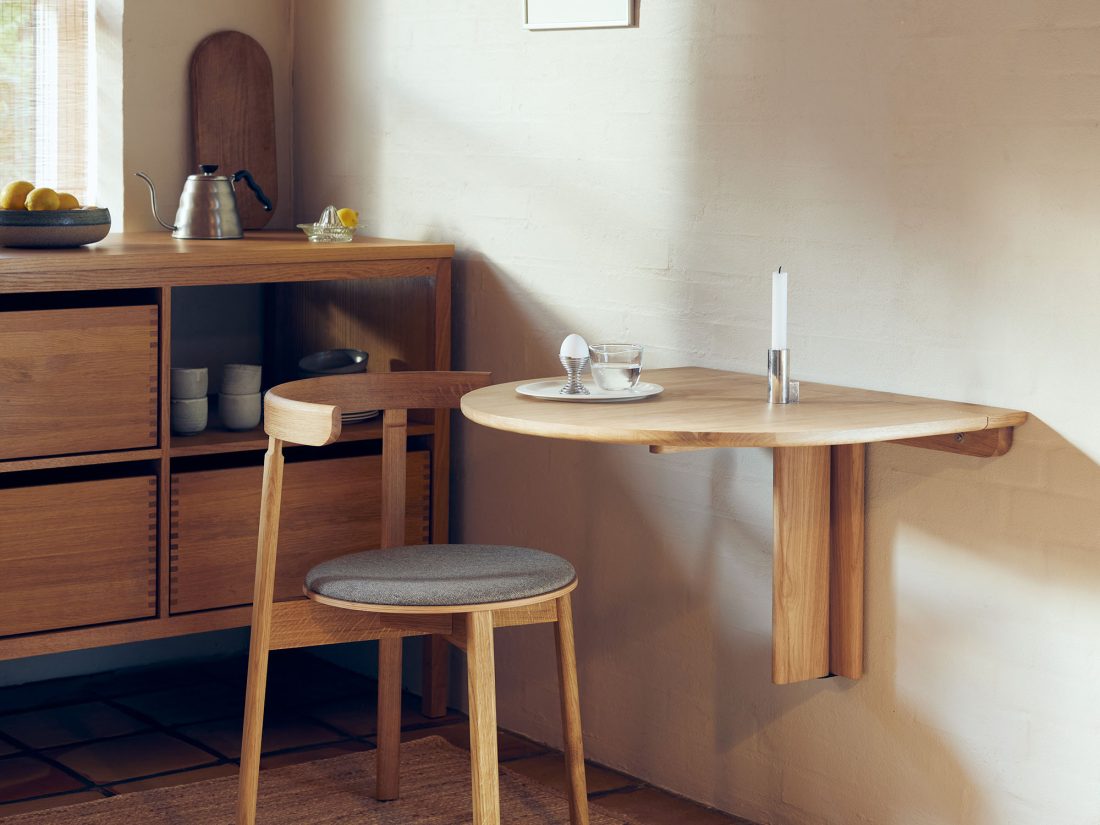 TREFOIL Folding Wall Table, Oak