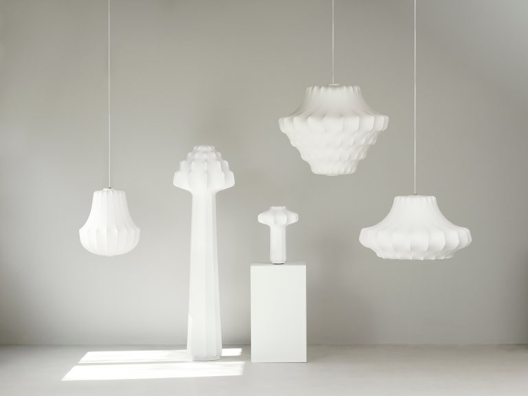 PHANTOM Floor Lamp