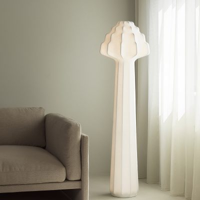PHANTOM Floor Lamp