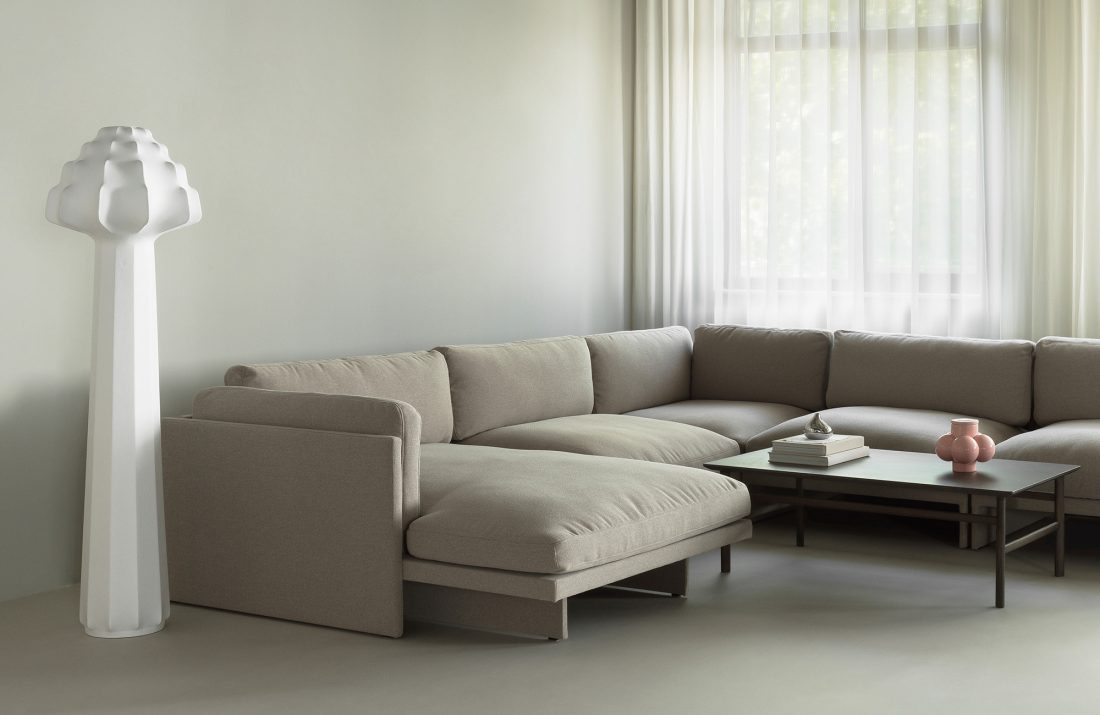 PHANTOM Floor Lamp