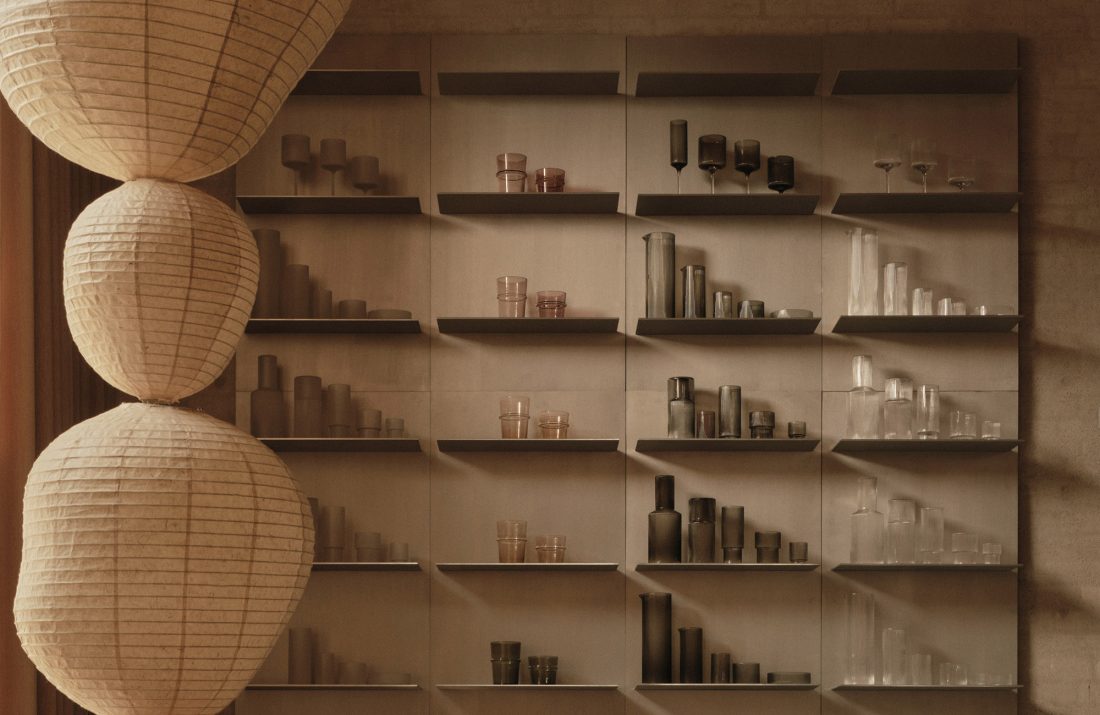 LAGER Wall Shelf Tall