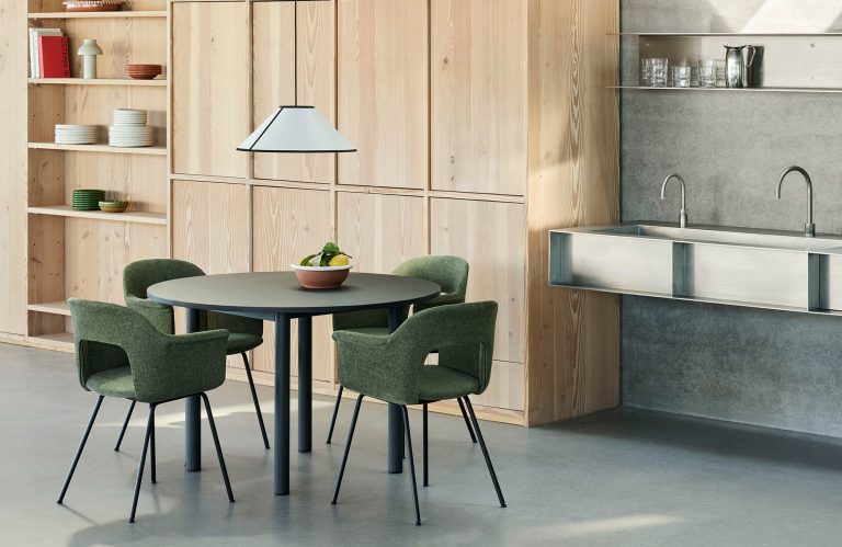 AVA Cone Pendant 500