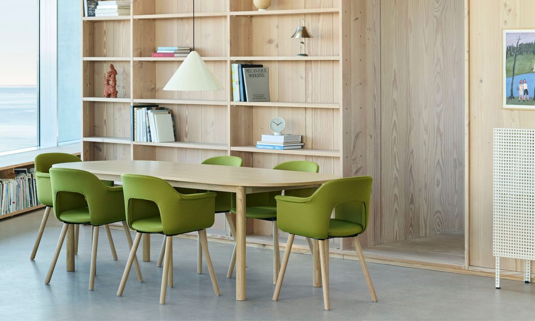 LAYOUT Armchair 224