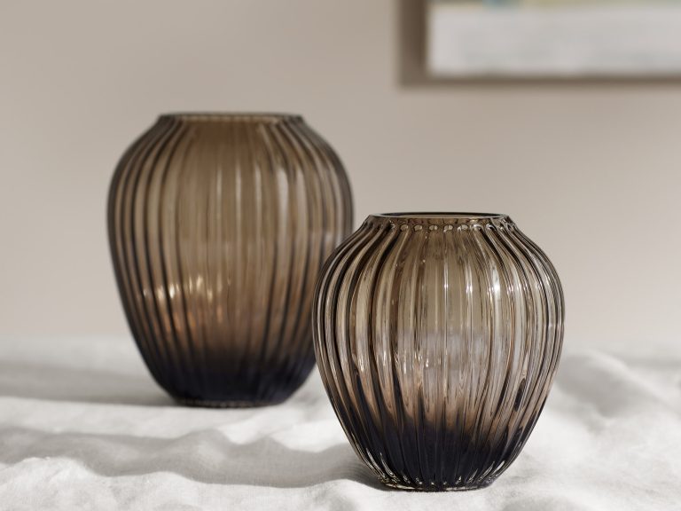 HAMMERSHØI Vase Glass H18.5 Wood, Walnut